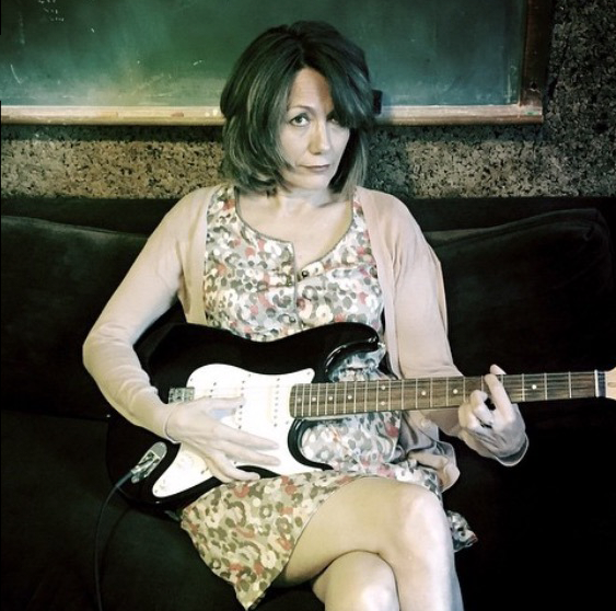 Vicki Hill singing and guitar for children and adults at McCabe's