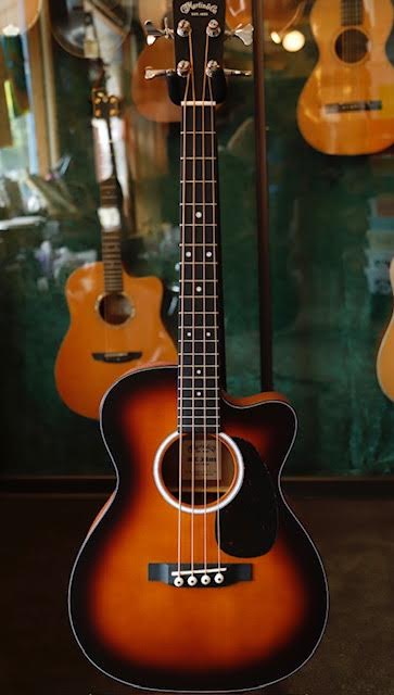 Martin-000CJR-10E-Bass4.jpg Martin-000CJR-10E-Bass4.jpg